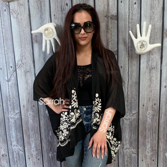 Last 1 New Boho Floral Embroidered Kimono - Picture 2 of 7